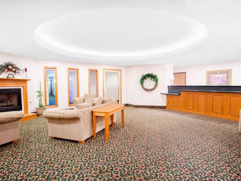 Burgundy Inn & Suites By Oyo El Paso ภายนอก รูปภาพ