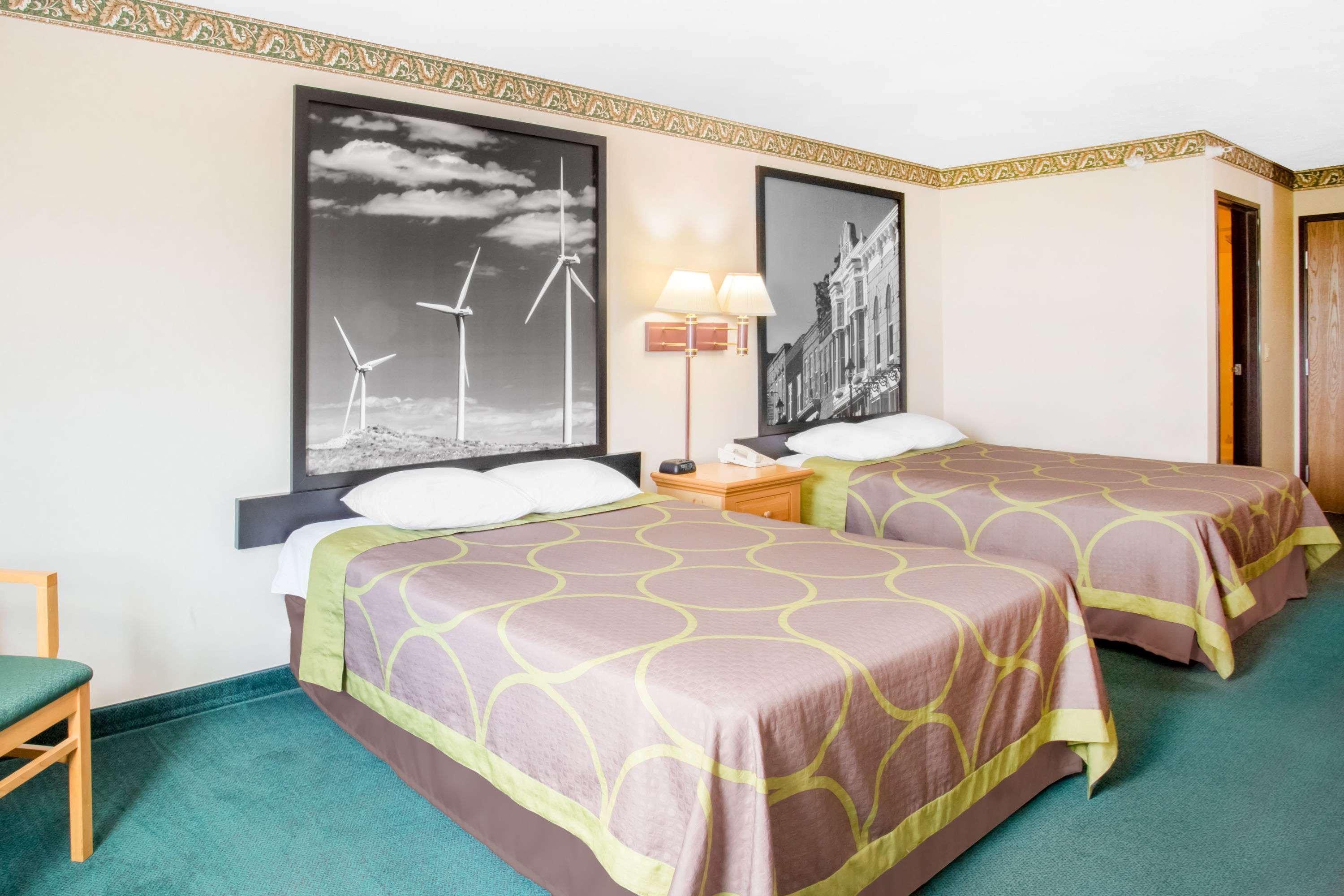 Burgundy Inn & Suites By Oyo El Paso ภายนอก รูปภาพ