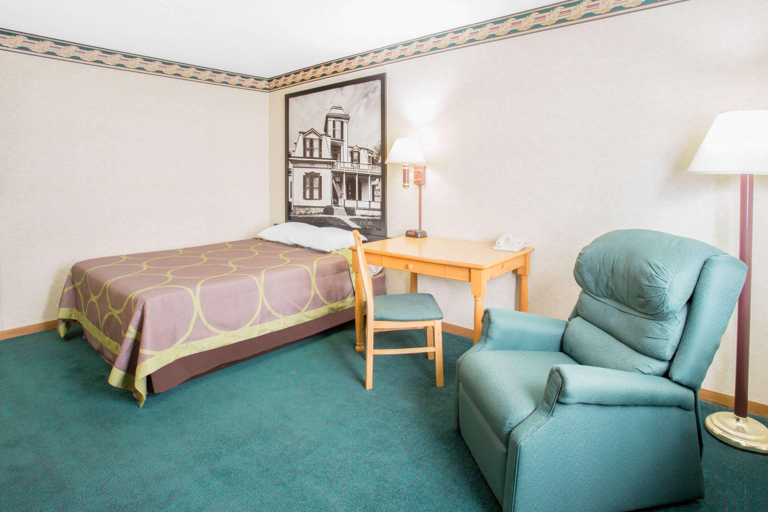 Burgundy Inn & Suites By Oyo El Paso ภายนอก รูปภาพ