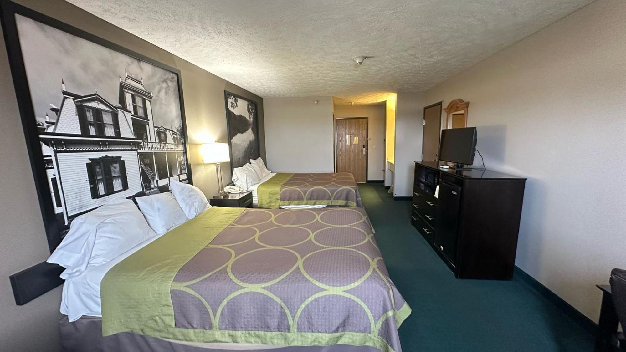 Burgundy Inn & Suites By Oyo El Paso ภายนอก รูปภาพ