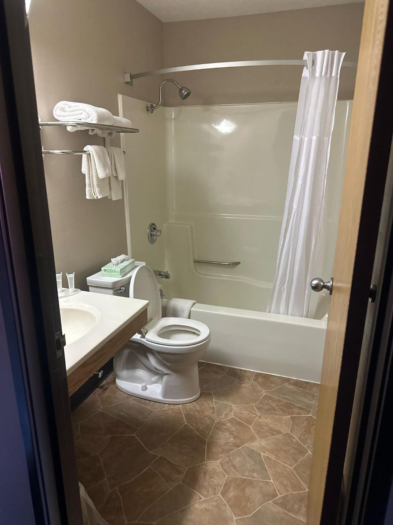 Burgundy Inn & Suites By Oyo El Paso ภายนอก รูปภาพ